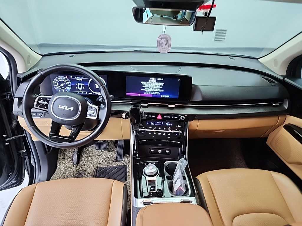 KIA Carnival - Vista 7