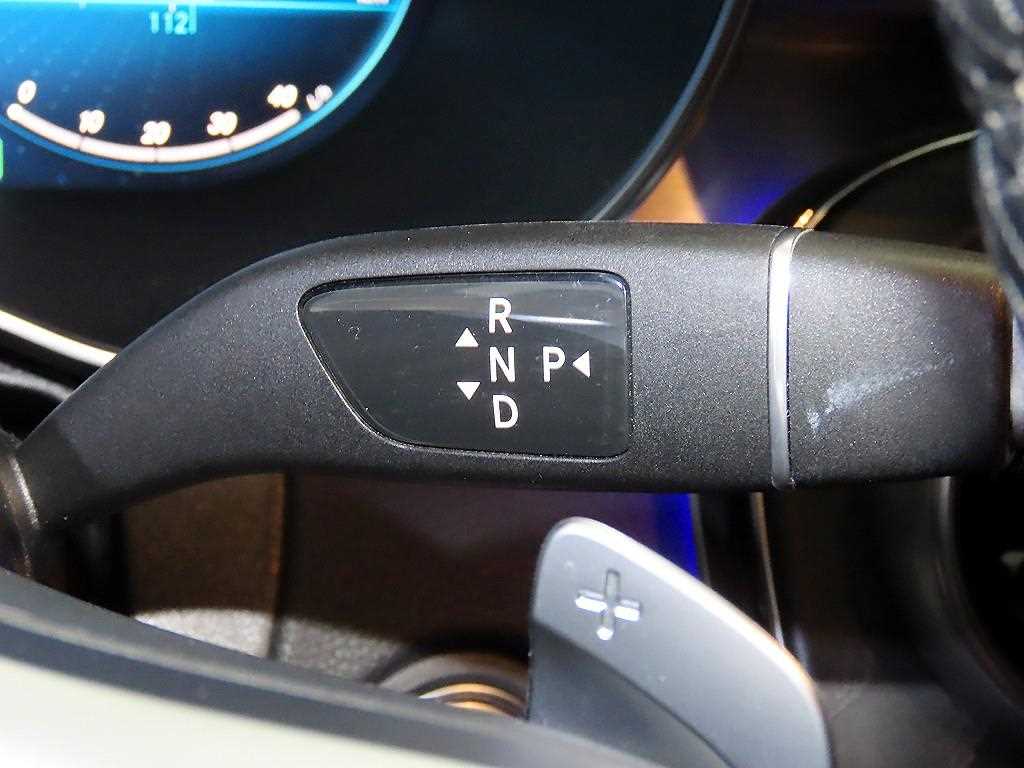 Mercedes Benz C Class 2022 Azul - Importación desde Corea - HF Imports Iquique - Foto 16