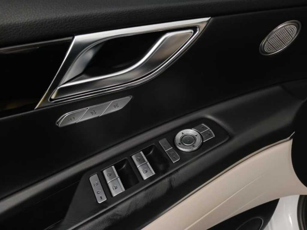 Genesis GV80 - Vista 9