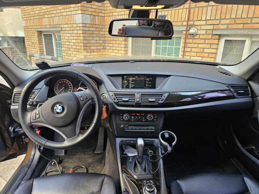 BMW X1 2011 Café - Importación desde Corea - HF Imports Iquique - Foto 19