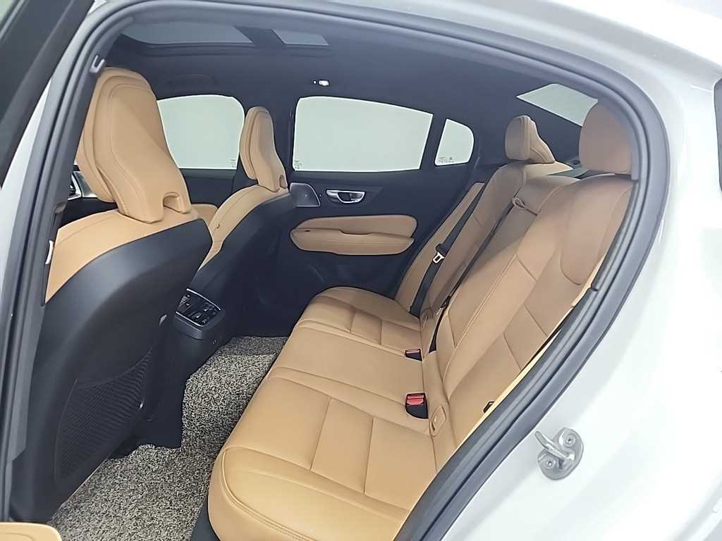 Volvo S60 - Vista 12