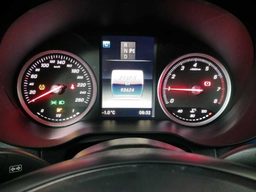 Mercedes Benz GLC Class - Vista 12