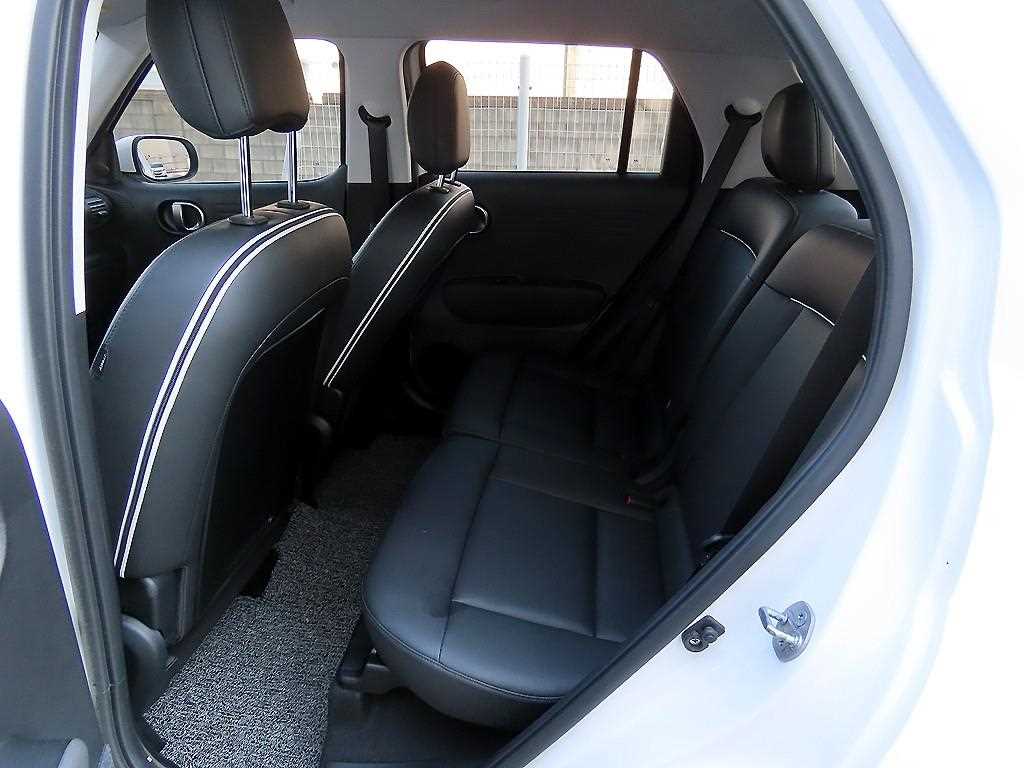 HYUNDAI Casper - Vista 6