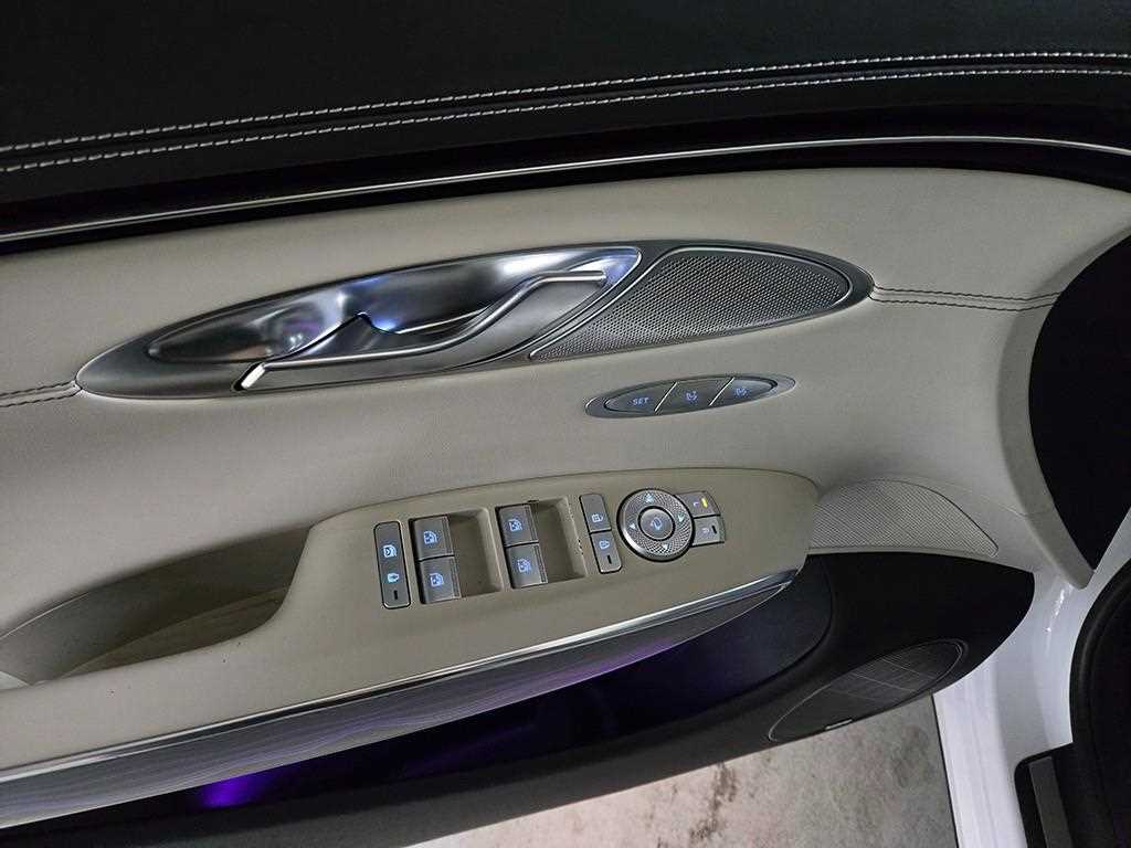 Genesis GV70 - Vista 12