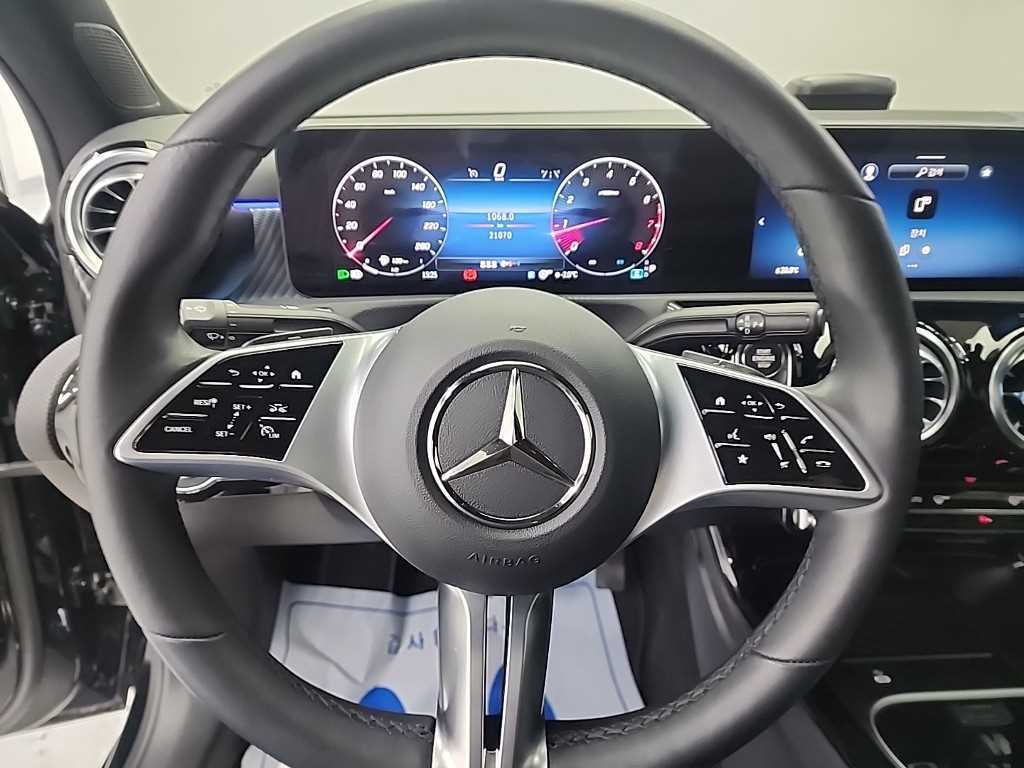 Mercedes Benz A Class - Vista 9