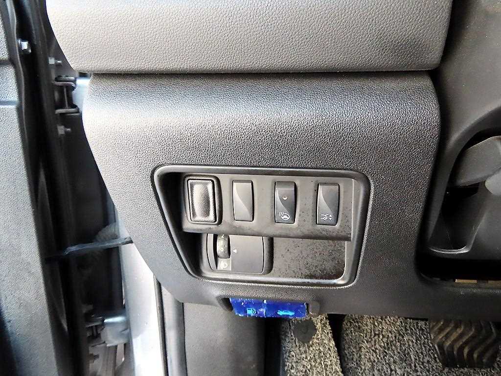 SAMSUNG QM6 - Vista 12