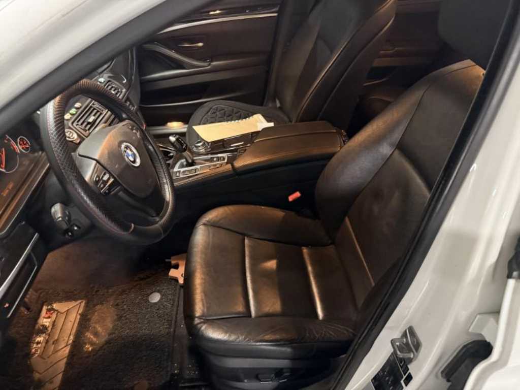 BMW 5 Series - Vista 6