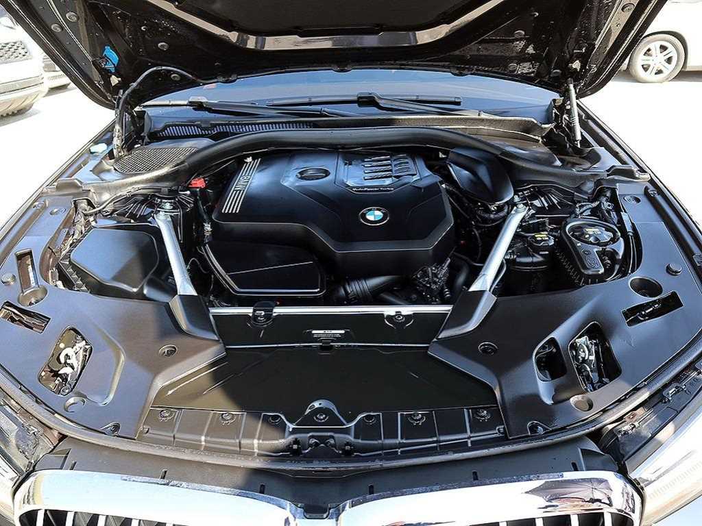 BMW 5 Series 2022 Negro - Importación desde Corea - HF Imports Iquique - Foto 19