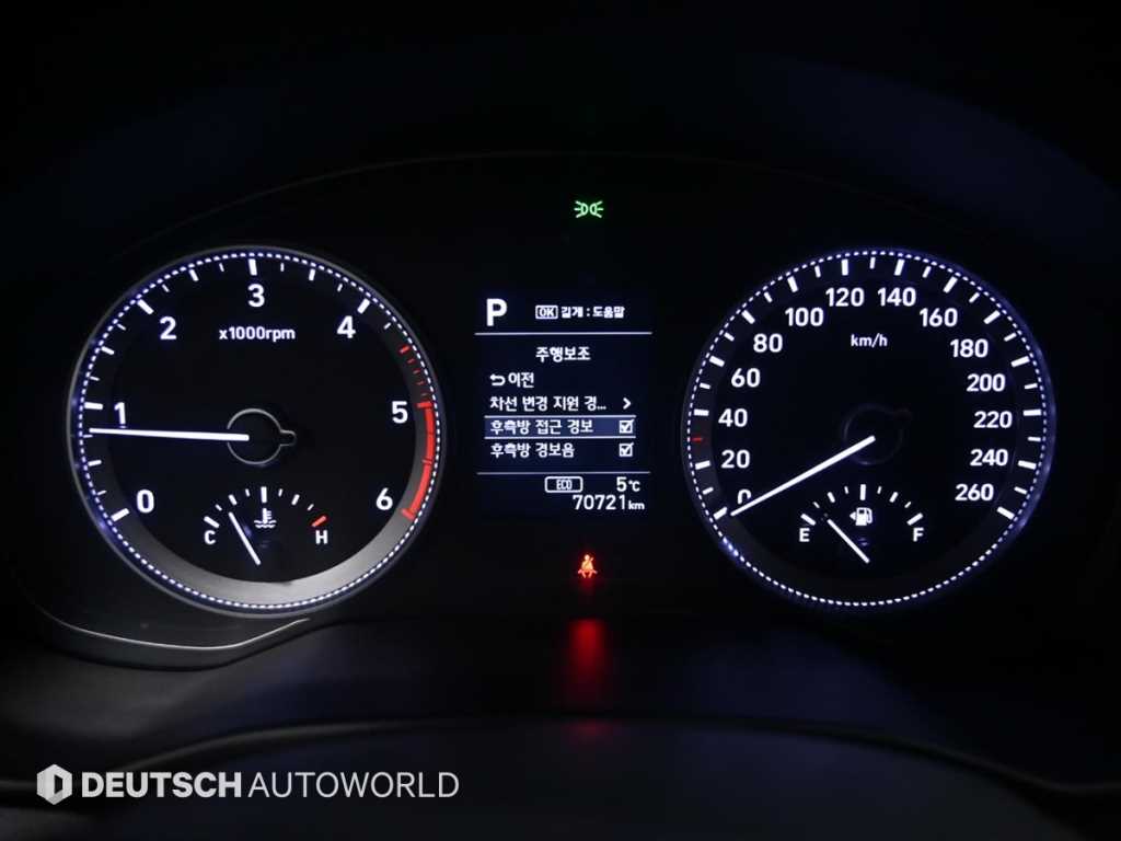 HYUNDAI Grandeur - Vista 8