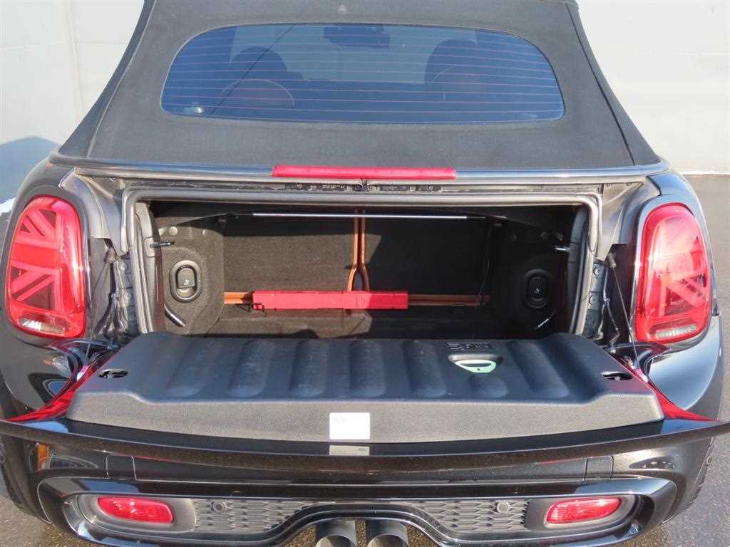 Mini Cooper Convertible - Vista 5