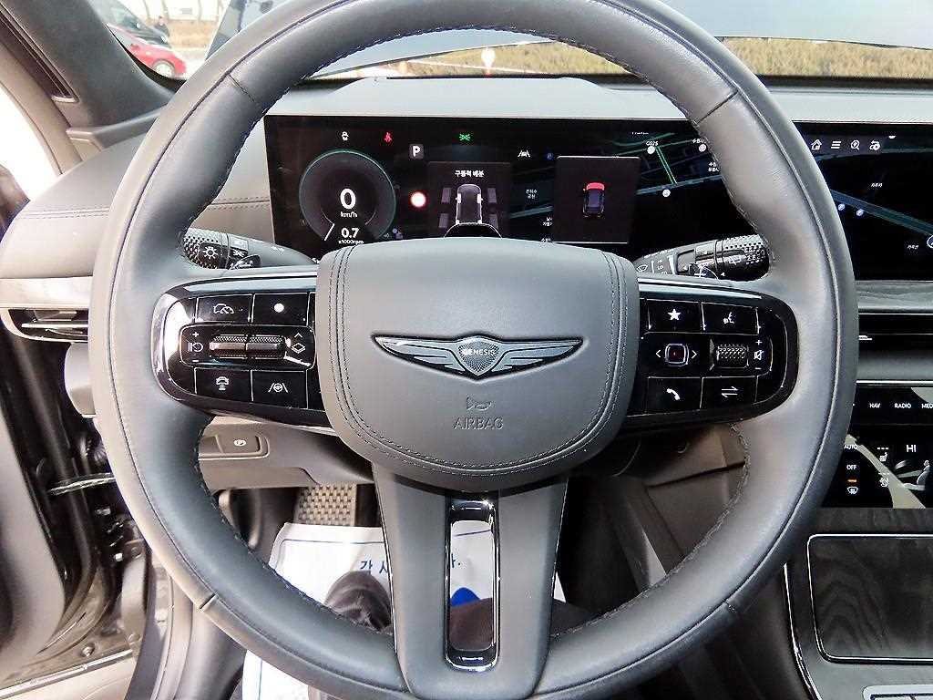 Genesis GV80 - Vista 8