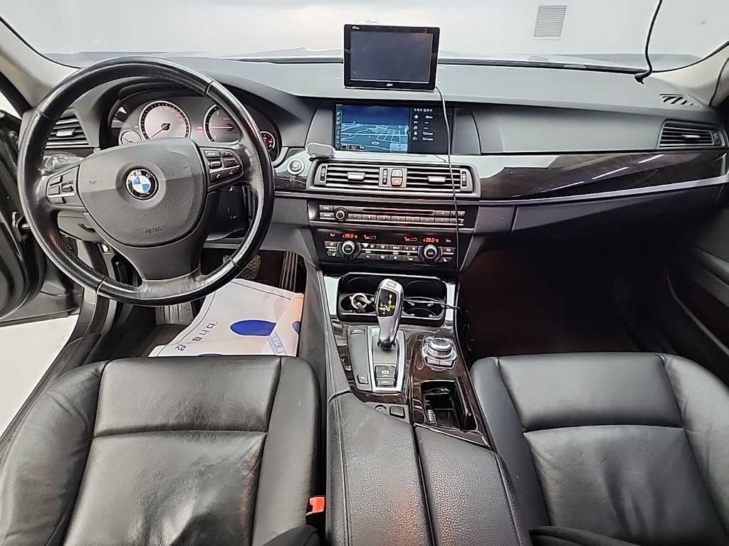BMW 5 Series - Vista 7