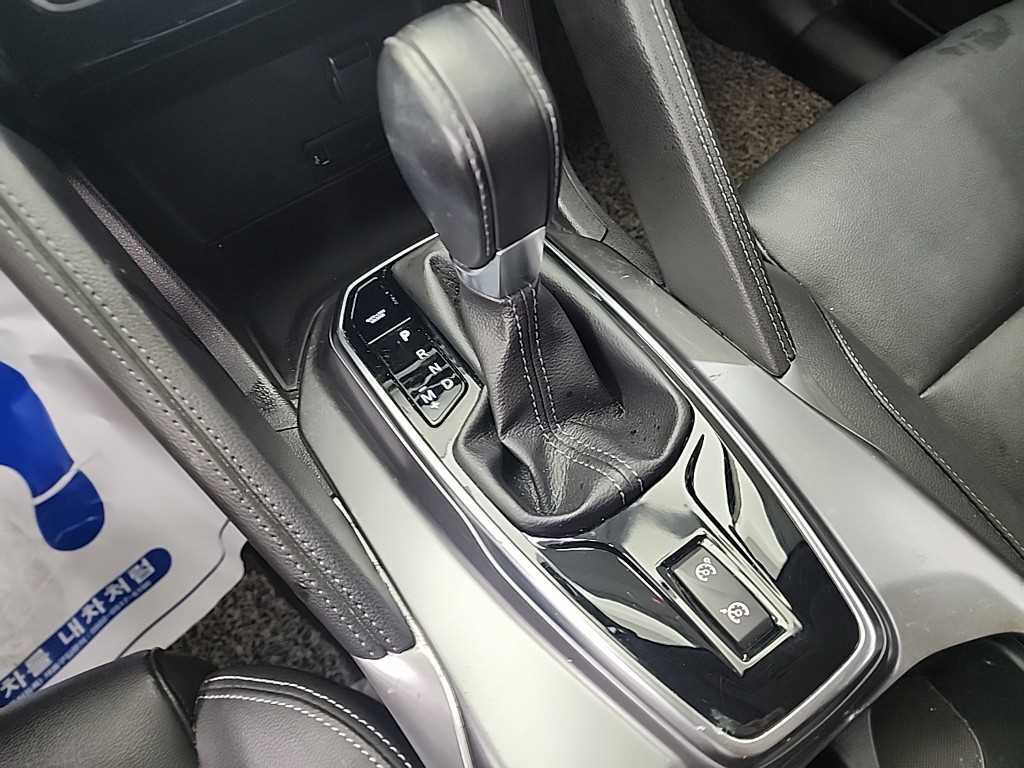 SAMSUNG QM6 - Vista 8