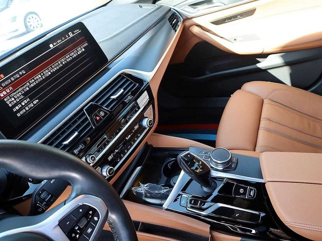 BMW 5 Series - Vista 10