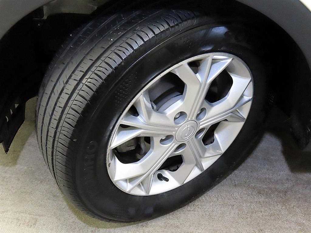 Ssangyong Tivoli 2021 Blanco - Importación desde Corea - HF Imports Iquique - Foto 17