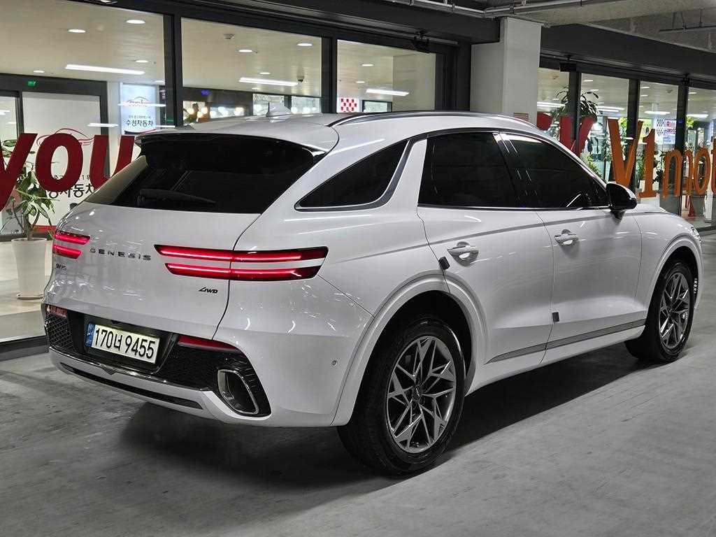 Genesis GV70 - Vista 4