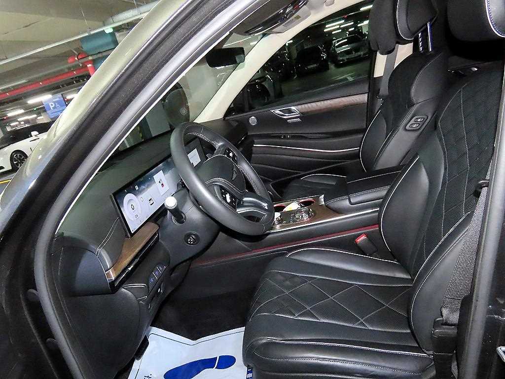 Genesis GV80 - Vista 6