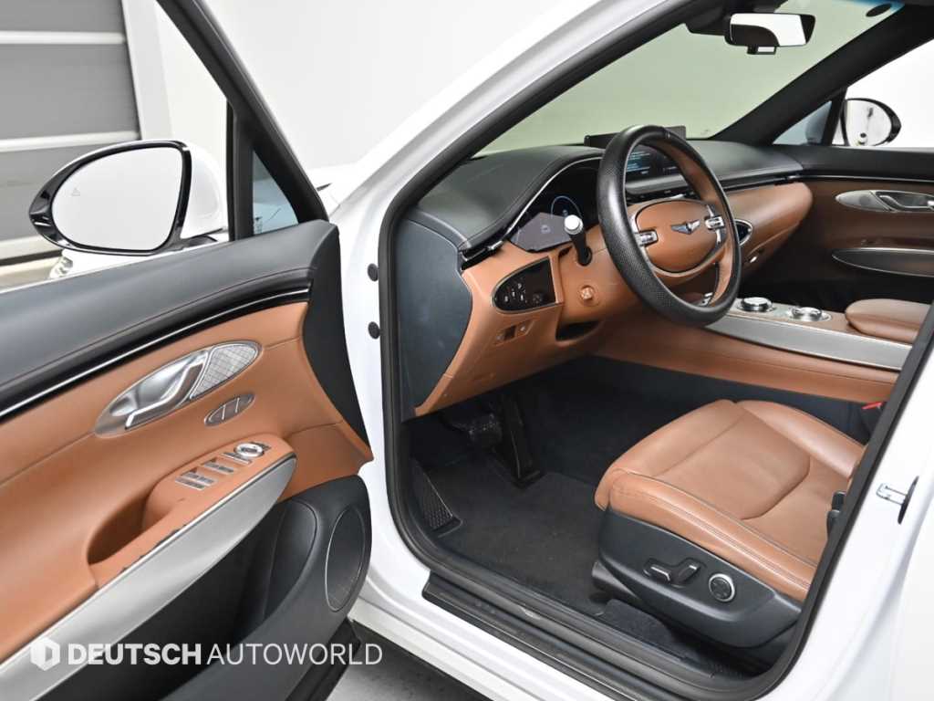 Genesis GV70 - Vista 11