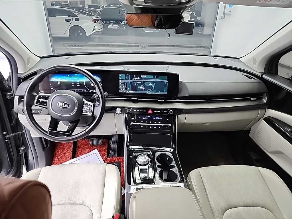 KIA Carnival - Vista 7