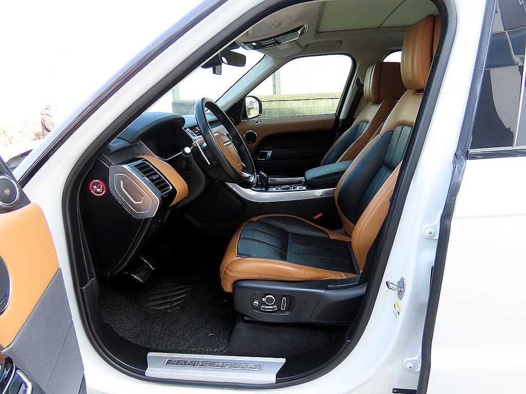 Land Rover Range Rover Sports - Vista 5