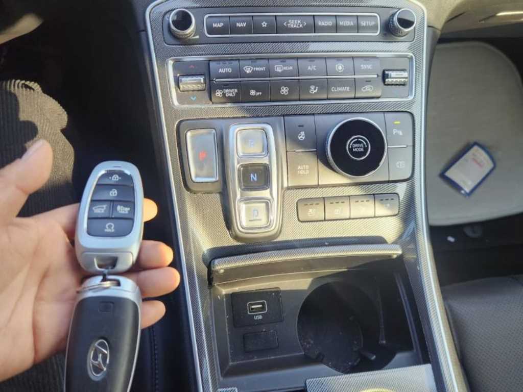 HYUNDAI Santa Fe 2022 Blanco - Importación desde Corea - HF Imports Iquique - Foto 17