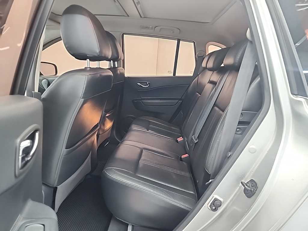 SAMSUNG QM5 - Vista 11