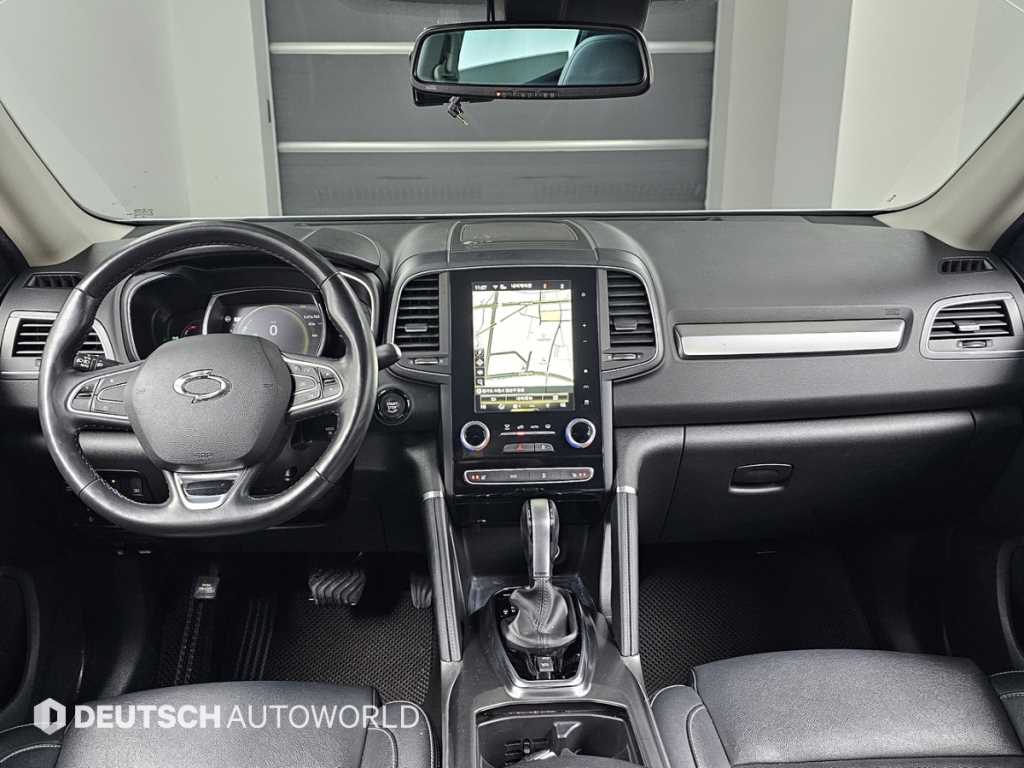 SAMSUNG QM6 - Vista 8