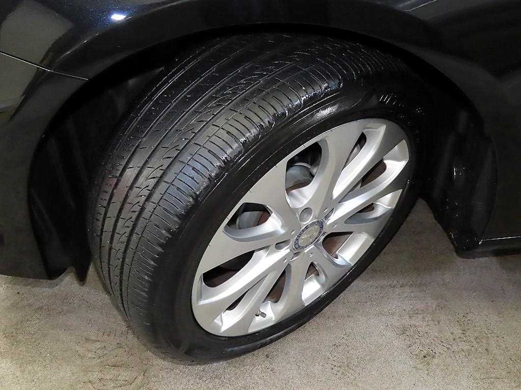 Mercedes Benz E class 2017 Negro - Importación desde Corea - HF Imports Iquique - Foto 20