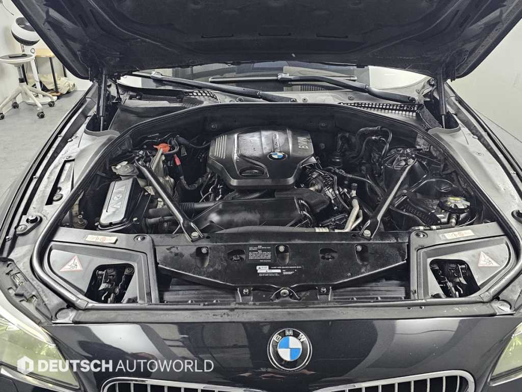 BMW 5 Series - Vista 6