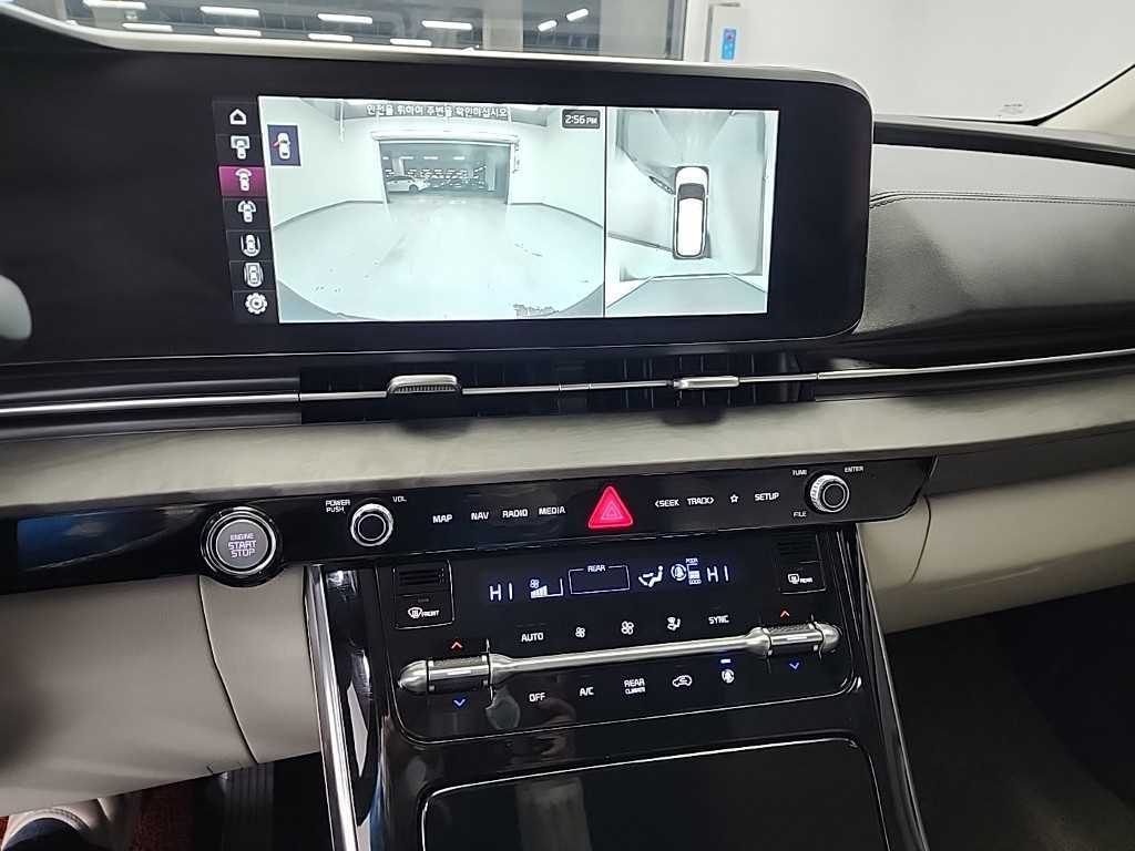 KIA Carnival - Vista 10