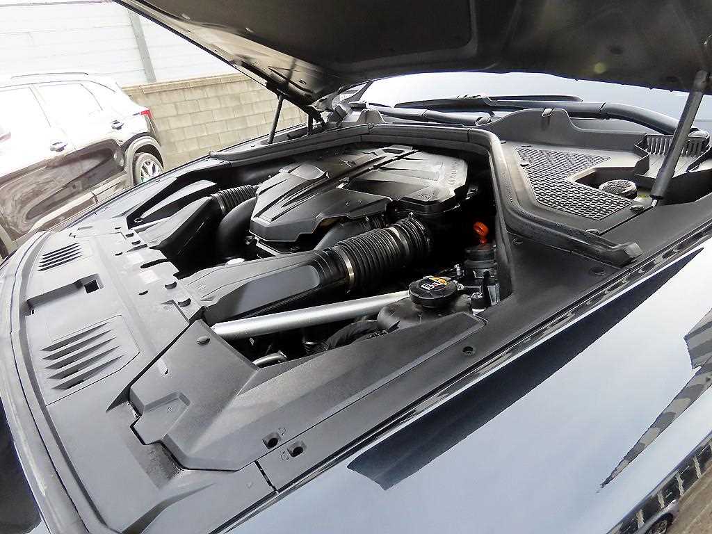 Genesis GV80 2025 Negro - Importación desde Corea - HF Imports Iquique - Foto 19