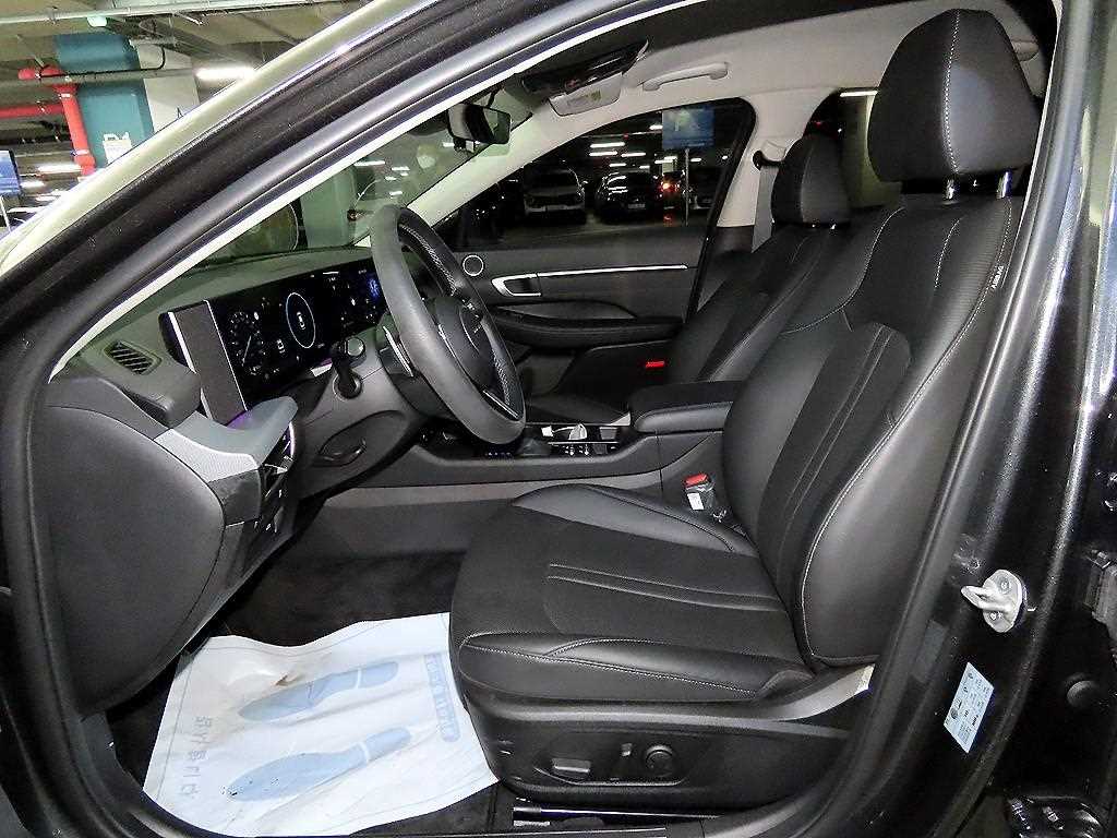 HYUNDAI Sonata - Vista 6