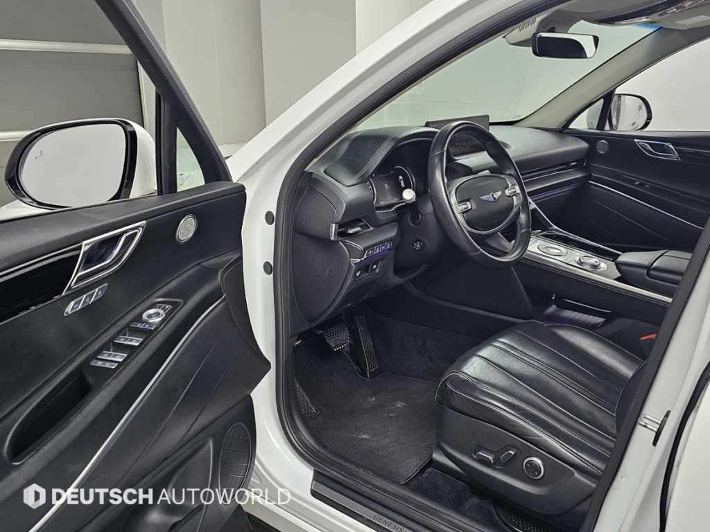 Genesis GV80 - Vista 11