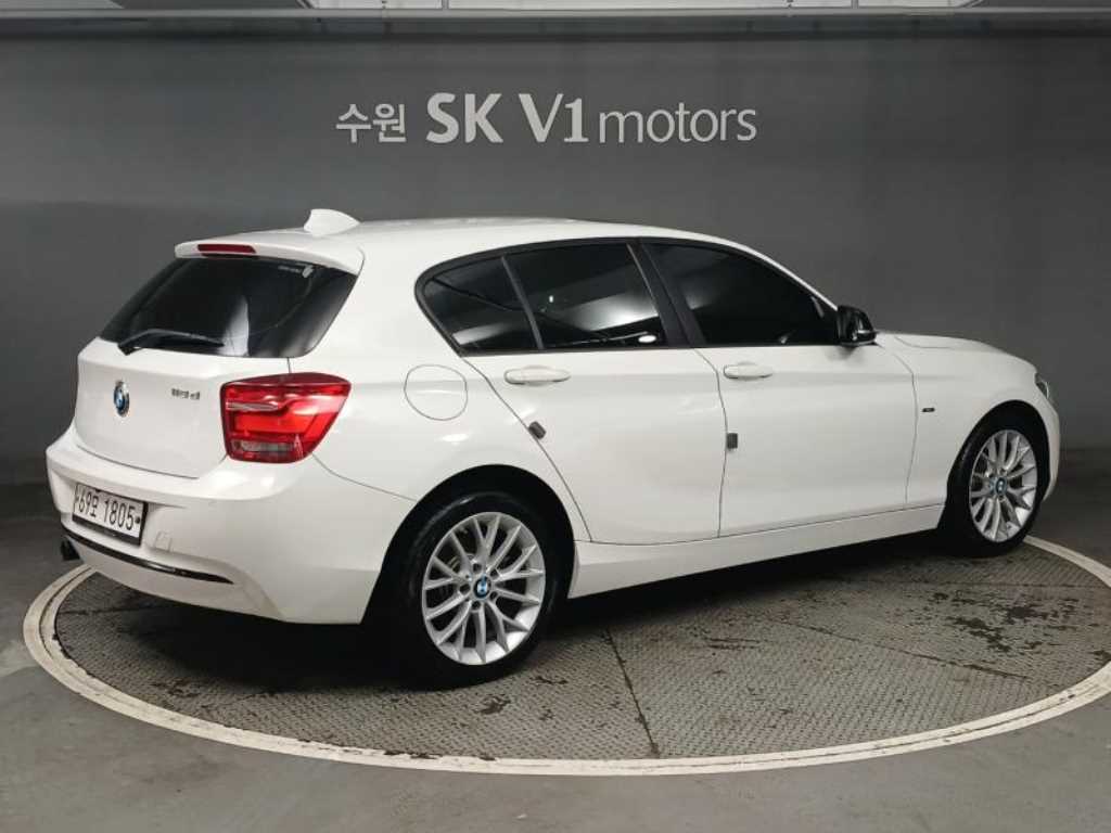 BMW 1 series - Vista 4