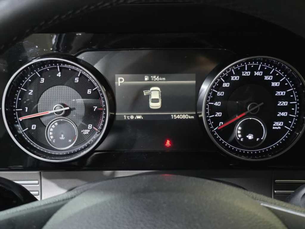 HYUNDAI Grandeur - Vista 12