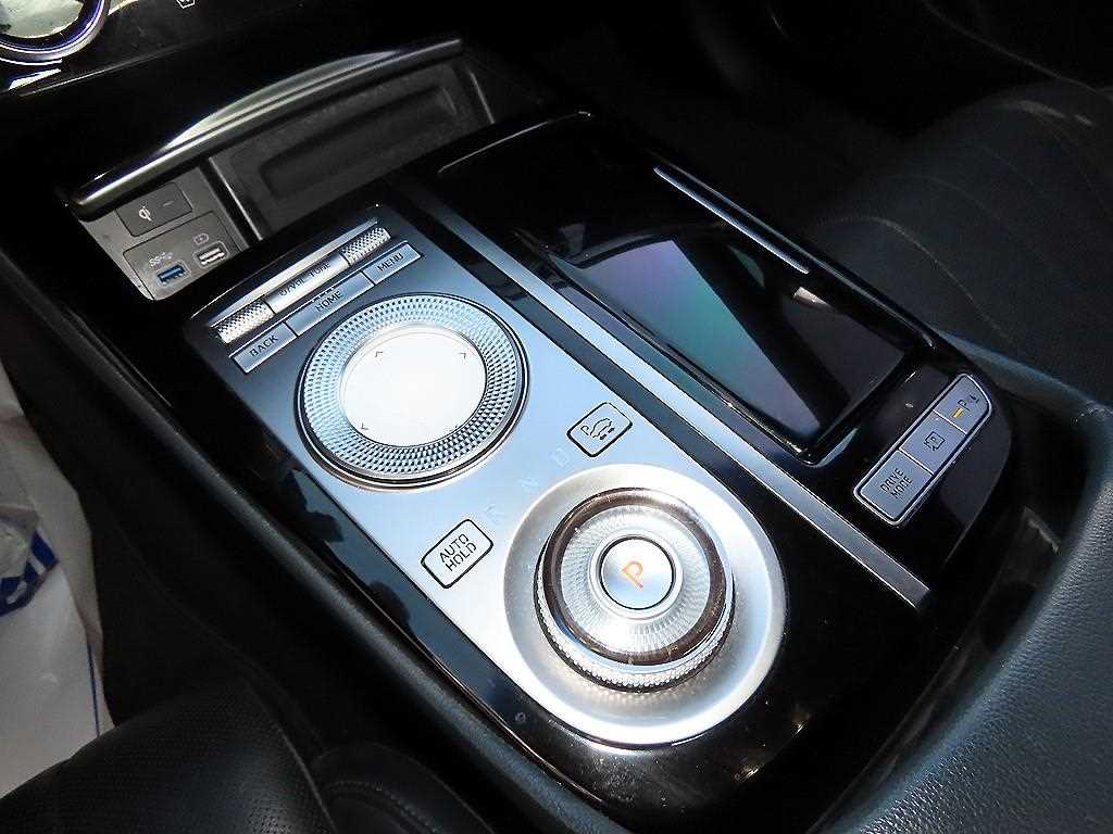 Genesis G80 - Vista 10