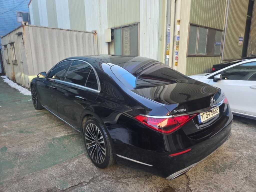 Mercedes Benz S Class - Vista 4