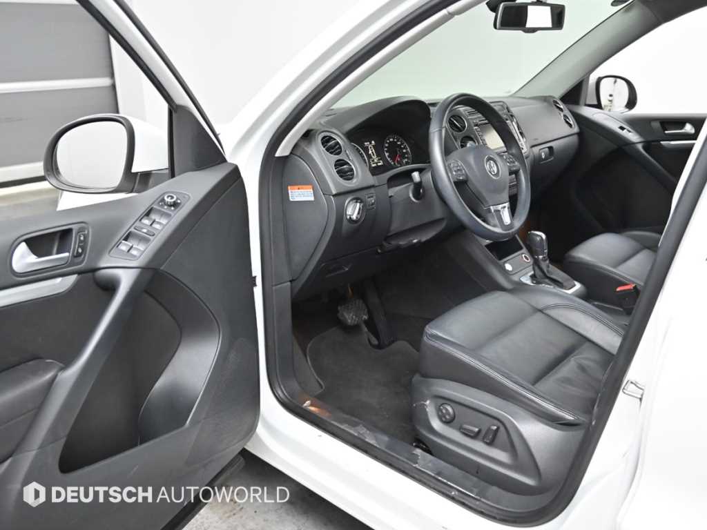 Volkswagen Tiguan - Vista 11