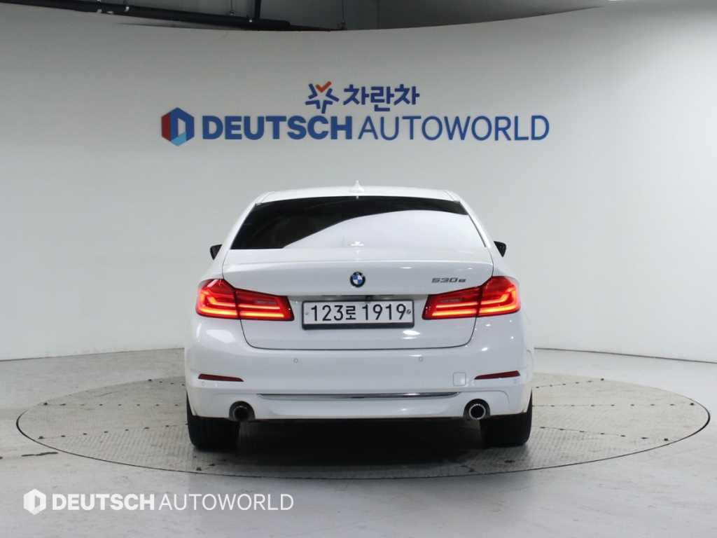 BMW 5 Series - Vista 4