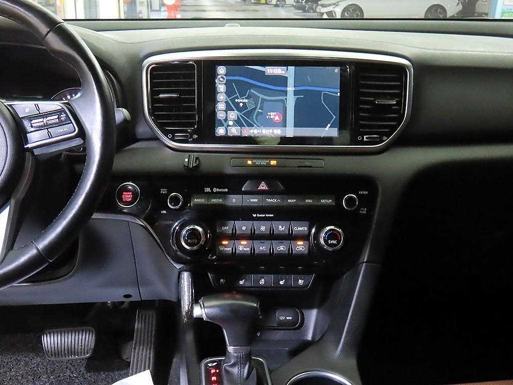 KIA Sportage - Vista 11