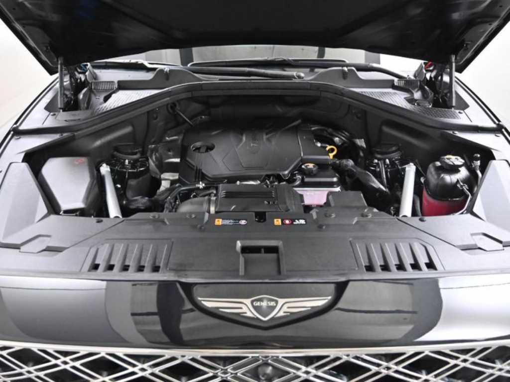 Genesis GV80 - Vista 6