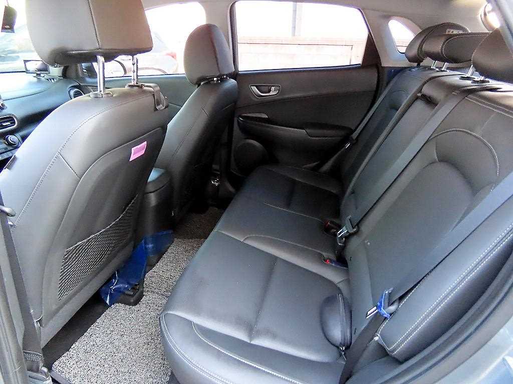 HYUNDAI Kona - Vista 6