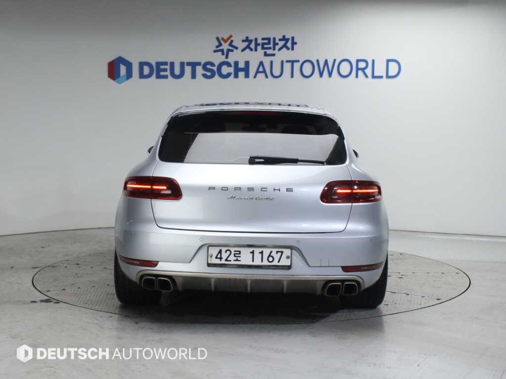 Porsche Macan - Vista 4