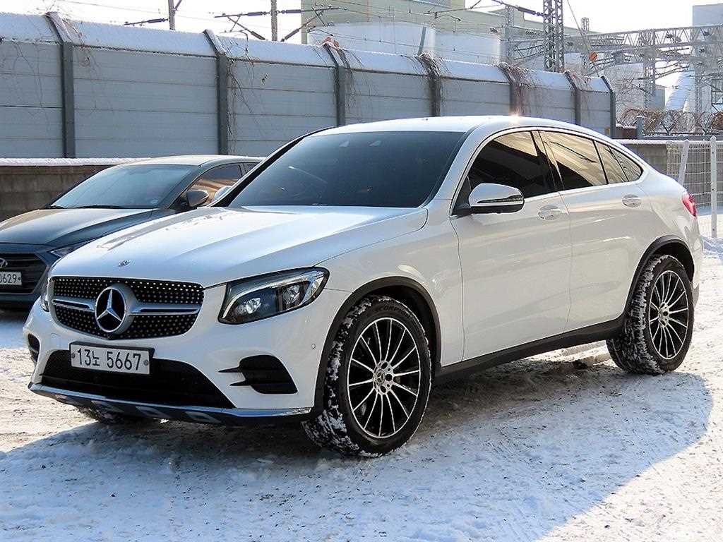 Mercedes Benz GLC Class - Vista 2