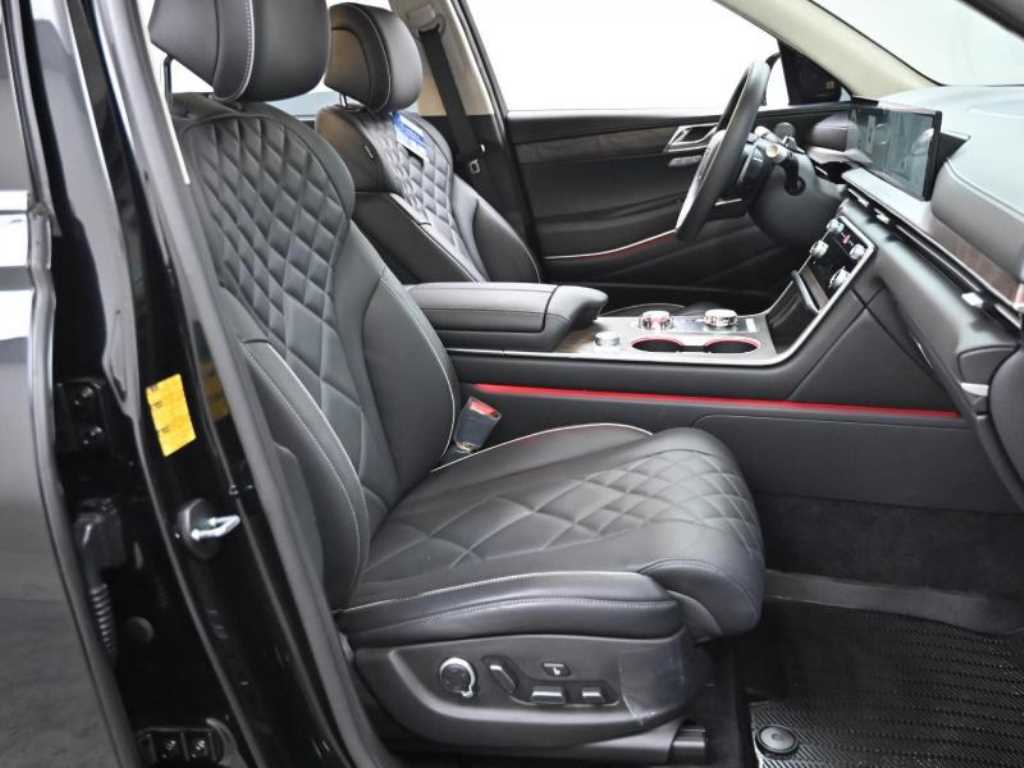 Genesis GV80 - Vista 10