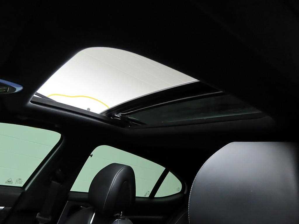 Genesis G70 2018 Blanco - Importación desde Corea - HF Imports Iquique - Foto 16