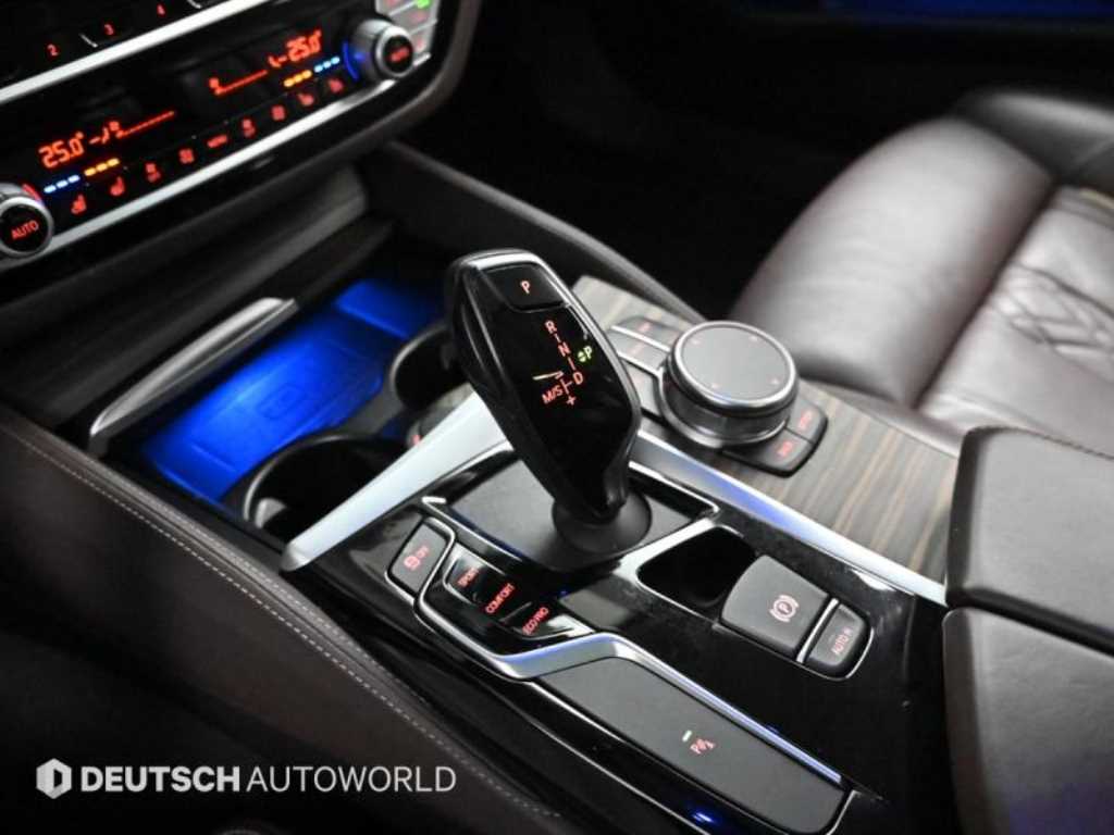 BMW 5 Series - Vista 9