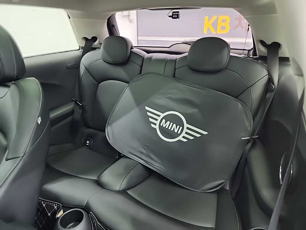 Mini Cooper - Vista 12