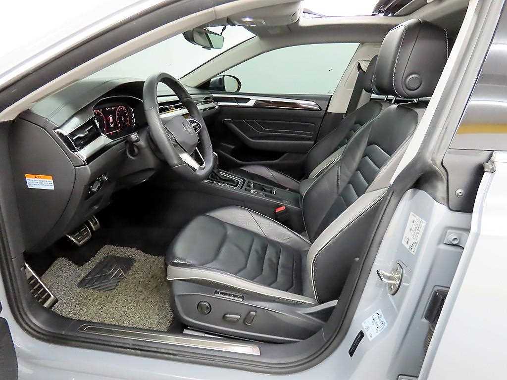 Volkswagen Arteon - Vista 5