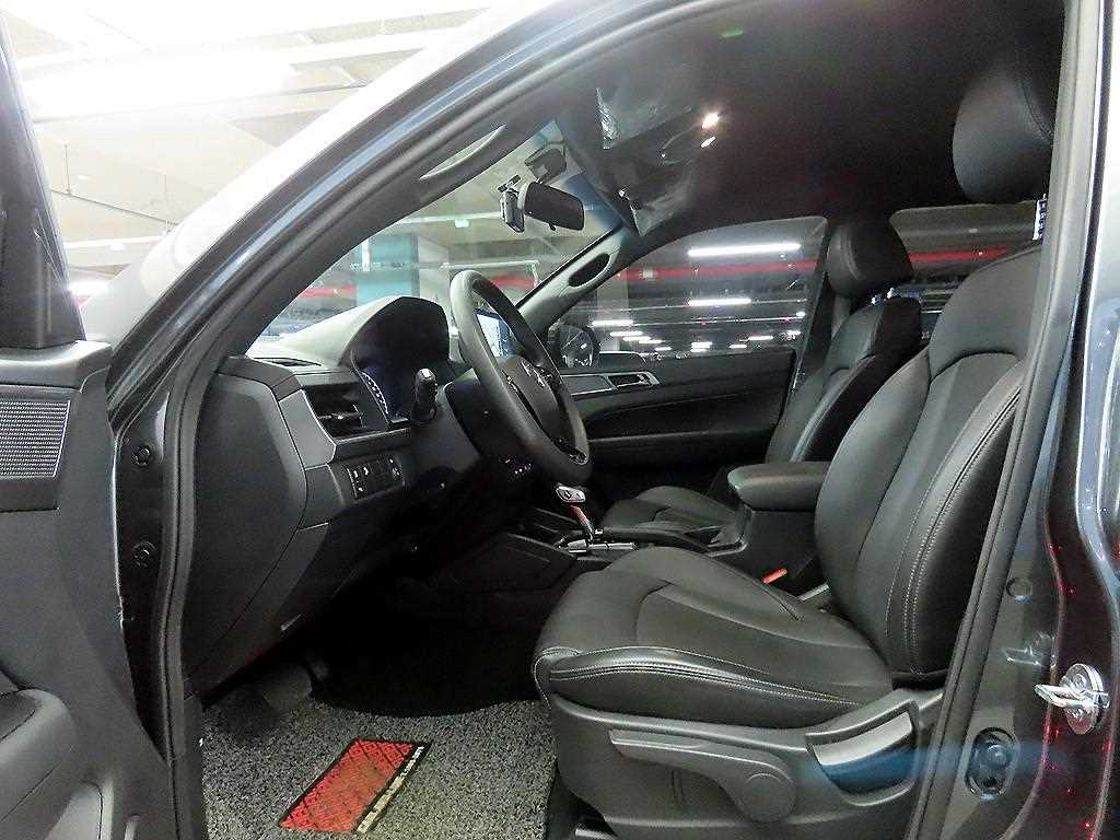 Ssangyong Rexton - Vista 6